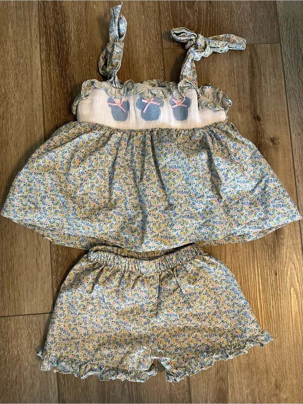 Girls Disney Floral Smocked Tank & Shorts Set - Blue/Yellow Floral - 3T